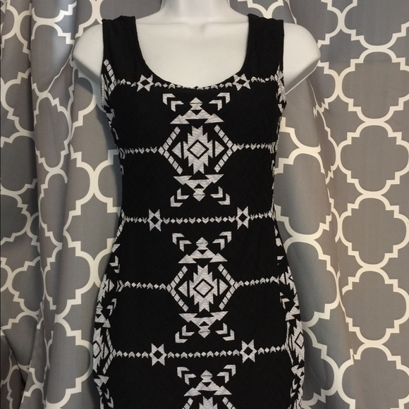 Black & White mini dress - Picture 1 of 3